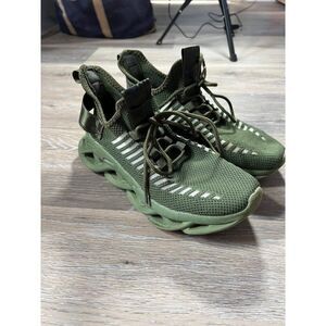 Breathable Army Green Mens Athletic Sneakers With Unique Hollow Out Sole Design